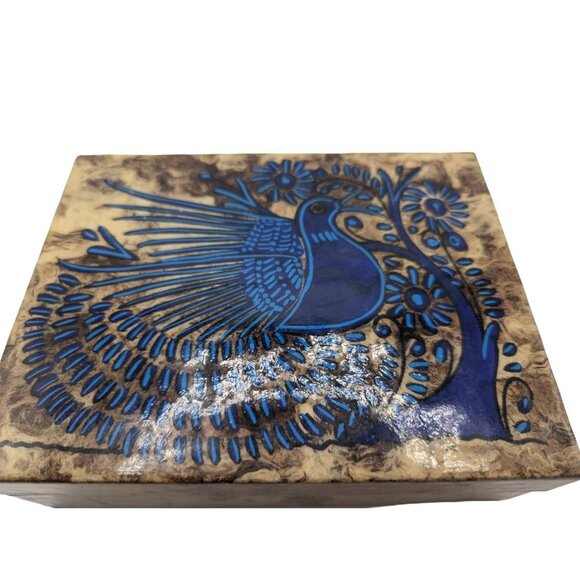 VTG Handmade Amati Painted Bark Box With Blue Peacock Design & Hinged Lid - Picture 2 of 12